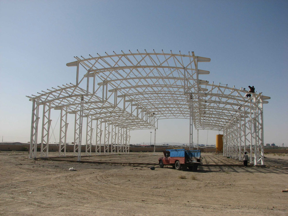 هزینه ساخت سوله خرپایی در سال ۱۴۰۴ 3 هزینه ساخت سوله خرپایی