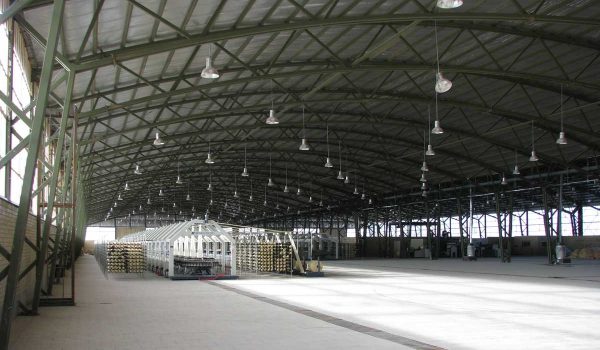 سوله-چیست؟-مقایسه-جامع-سوله-های-سبک،-خرپایی-و-دهانه-عریض